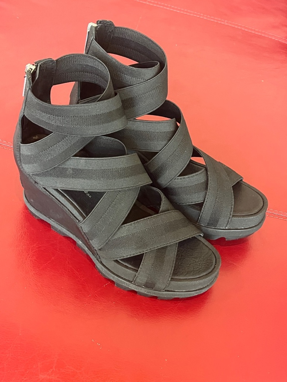 Sorel Joanie™ II Leather Wedge Heeled Gladiator Stretch Sandal Black Women's 7.5 - Picture 6 of 13